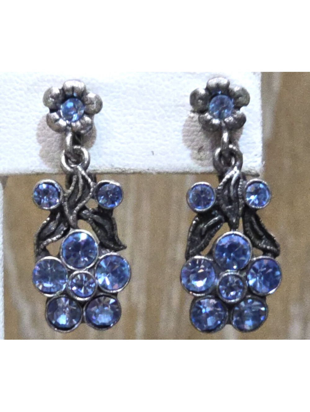 Vintage Avon Blue Rhinestone Flower Clip-on Earrings Antiqued Silver Tone